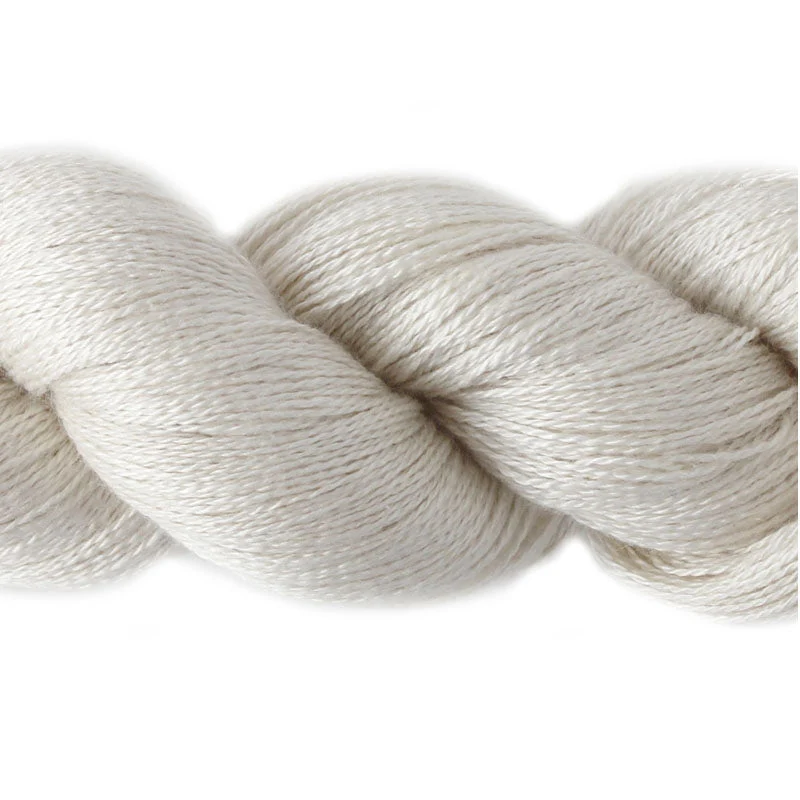 filati di loto setosi cashmere diteggiatura