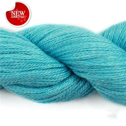 filati di loto setosi cashmere diteggiatura