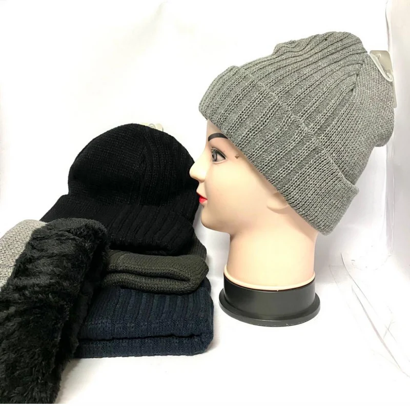 CAPPELLO DI LANA FELPATO ALL'INTERNO DA UOMO E DONNA BERRETTO CALDO VARI COLORI
