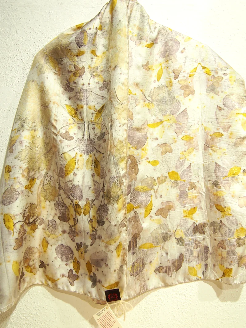 Sciarpa Ecoprint 100% Seta, n°2 varianti, Tintura Naturale