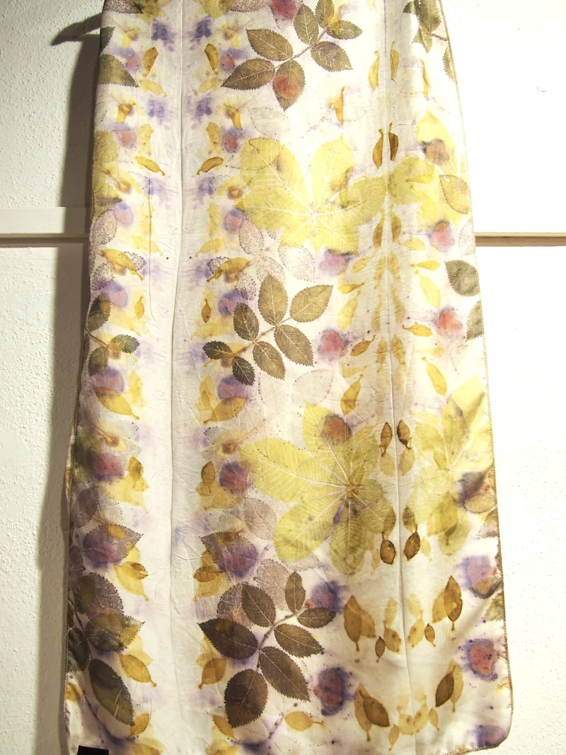 Sciarpa Ecoprint 100% Seta, n°2 varianti, Tintura Naturale