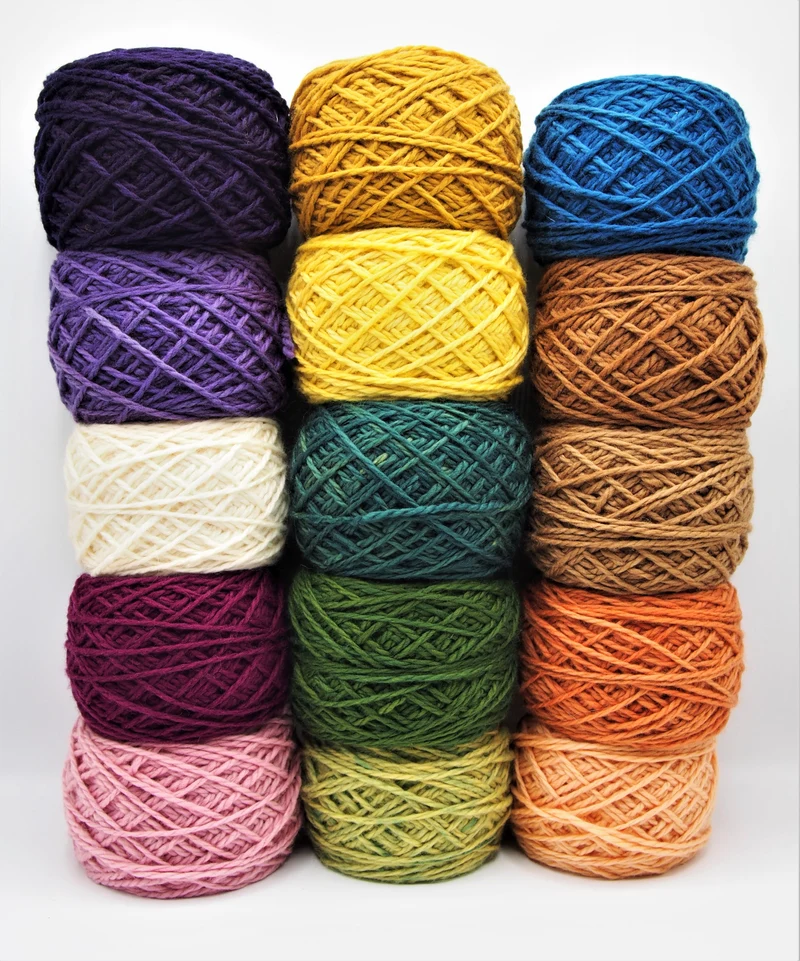 Gomitolo 100% Lana Merinos (100gr.), n°29 Colori, Tintura Naturale