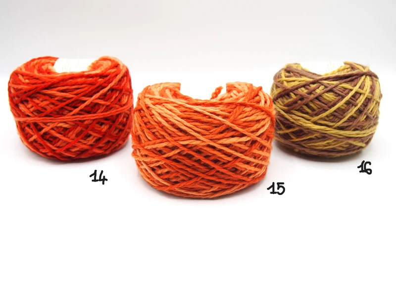 Gomitolo 100% Lana Merinos (100gr.), n°29 Colori, Tintura Naturale