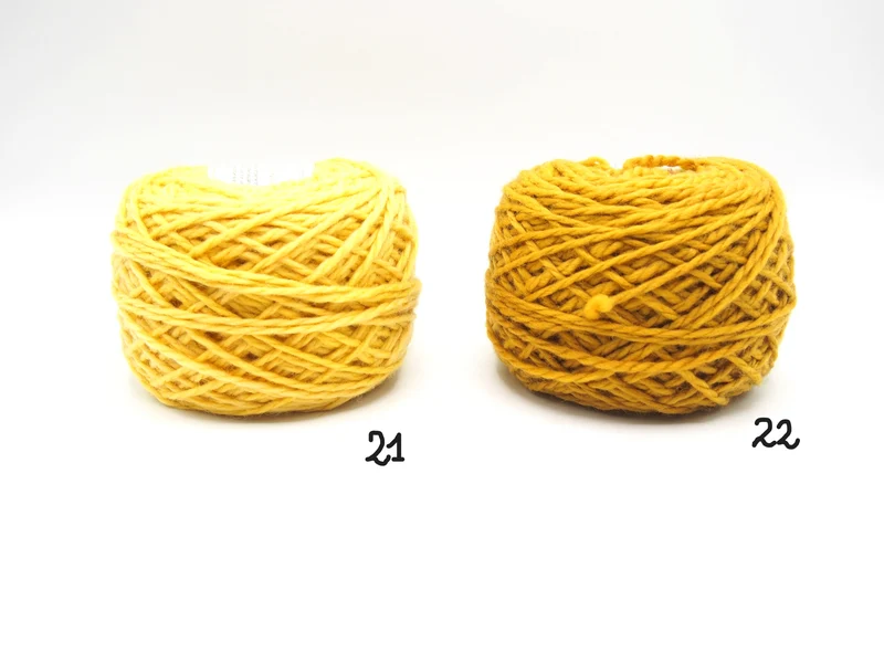 Gomitolo 100% Lana Merinos (100gr.), n°29 Colori, Tintura Naturale