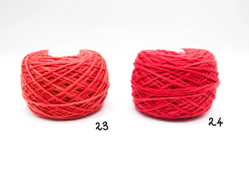 Gomitolo 100% Lana Merinos (100gr.), n°29 Colori, Tintura Naturale