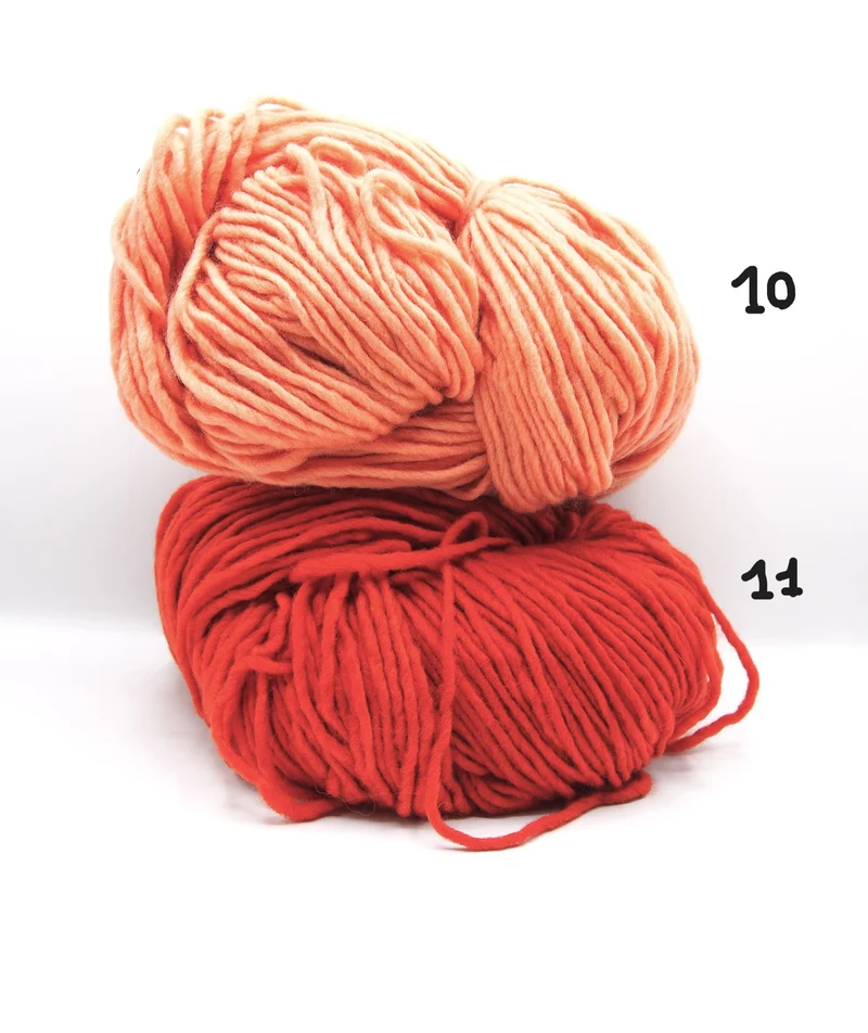Matassa 100% Lana Merinos "Nuvola" (250 gr.), 21 colori, Tintura Naturale