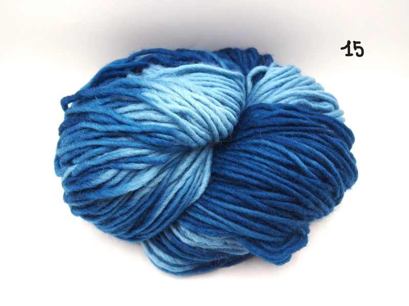 Matassa 100% Lana Merinos "Nuvola" (250 gr.), 21 colori, Tintura Naturale