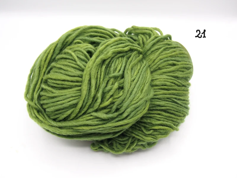 Matassa 100% Lana Merinos "Nuvola" (250 gr.), 21 colori, Tintura Naturale