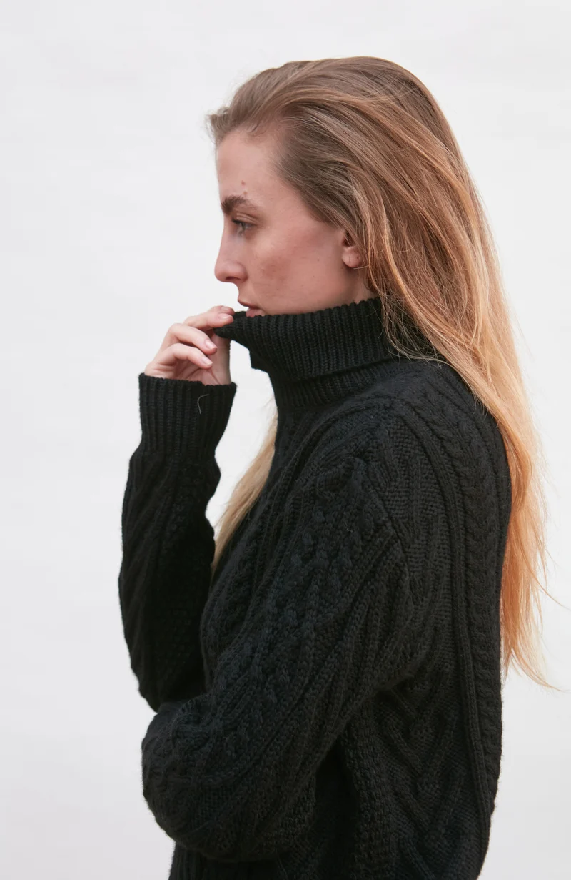 Womens Chunky Merino Wool Roll Neck Cable Jumper