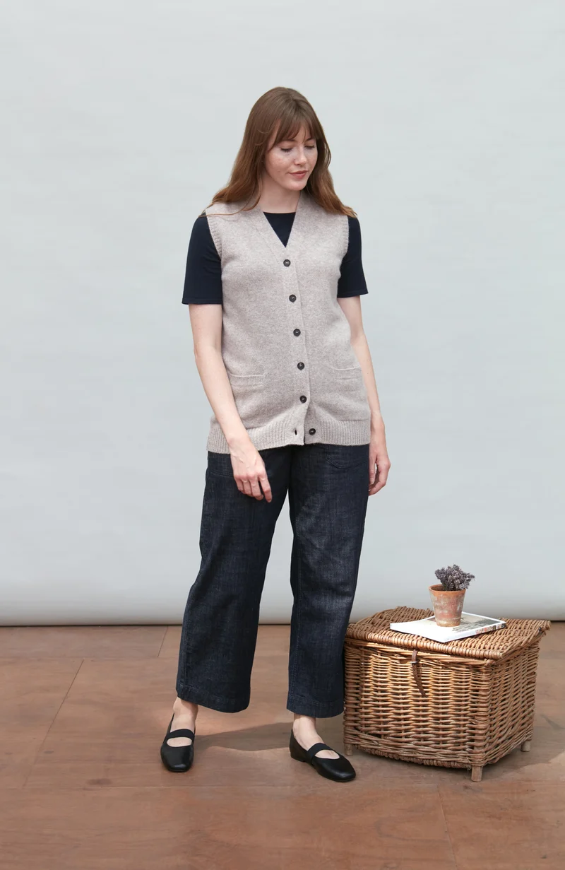 Womens Lambswool V Neck Waistcoat with Pockets