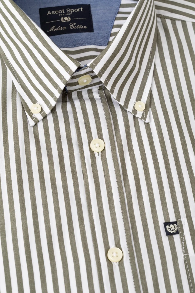 Camicia button down rigata in 100% popeline di cotone