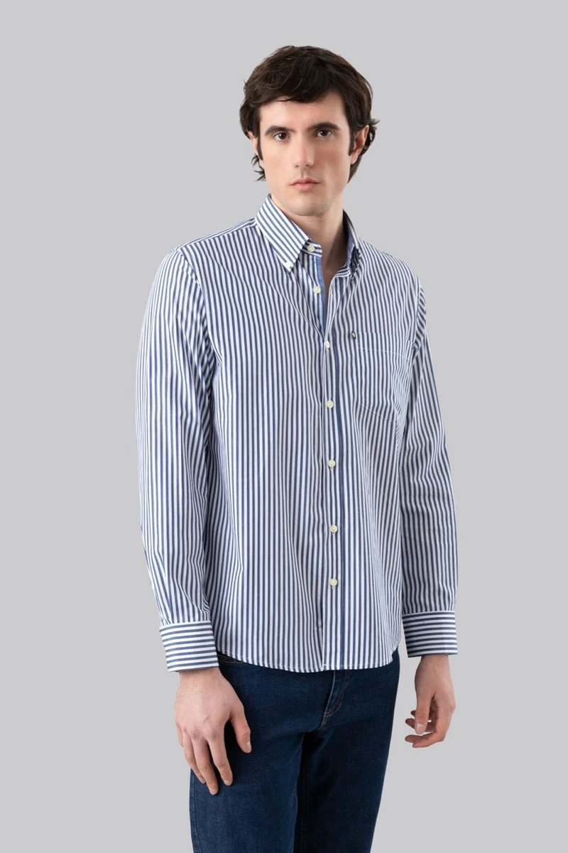 Camicia button down rigata in 100% popeline di cotone