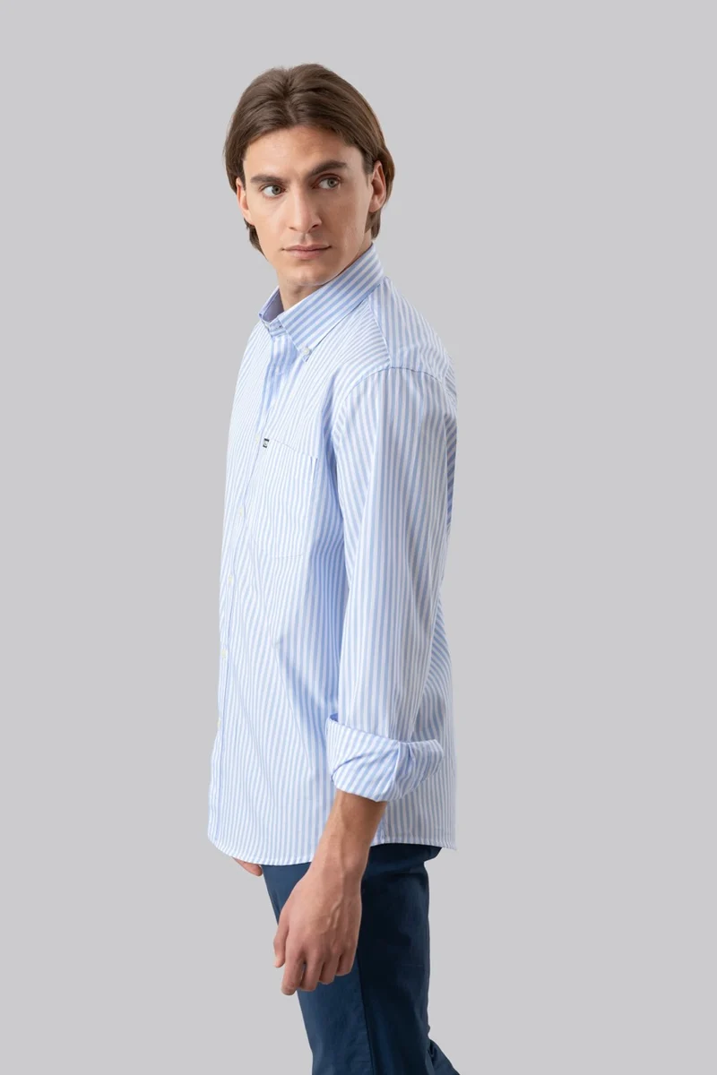 Camicia button down rigata in 100% popeline di cotone