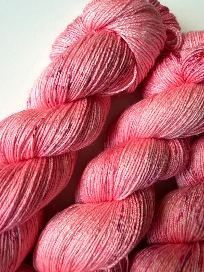 Seta Merino 400 rosa con macchioline