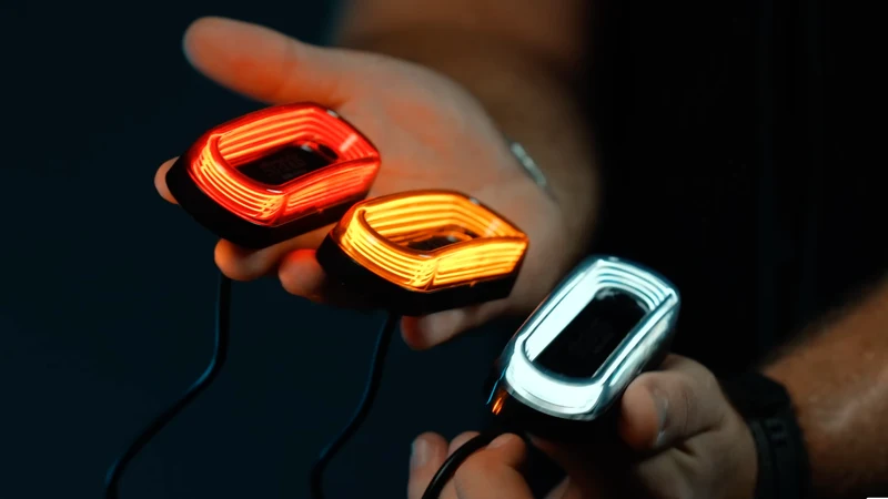 Luci di segnalazione ovali a gravità Strands FOR9T