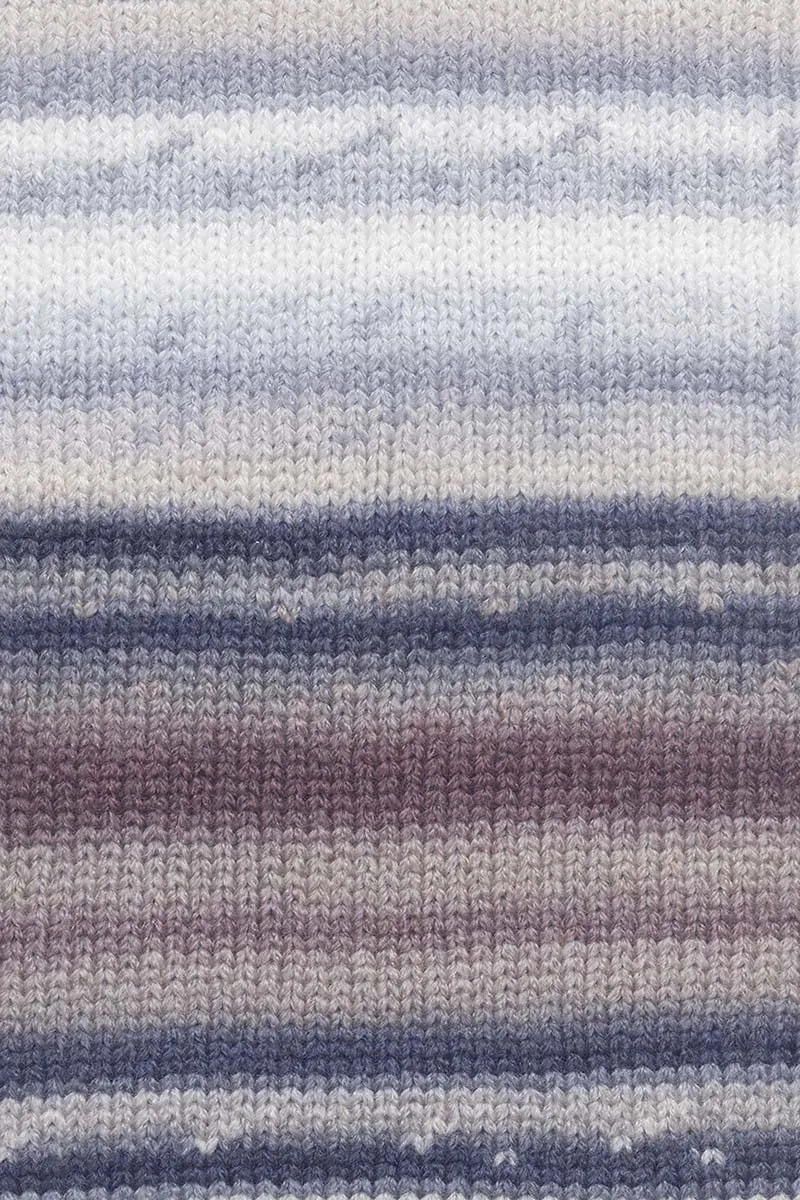 filati lunghi cashmere colore chiaro