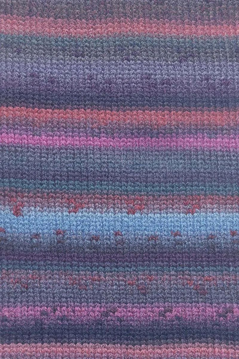 filati lunghi cashmere colore chiaro