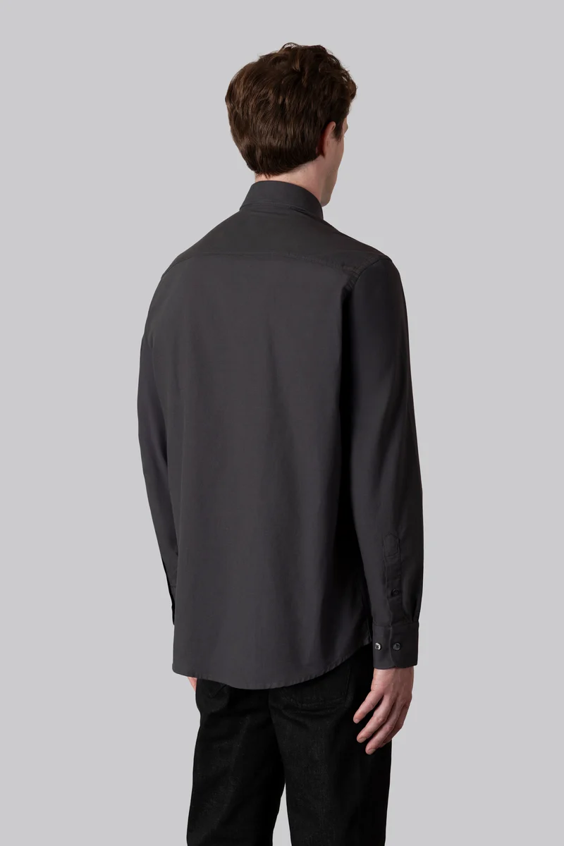 Camicia in Oxford di cotone con taschino e collo button down