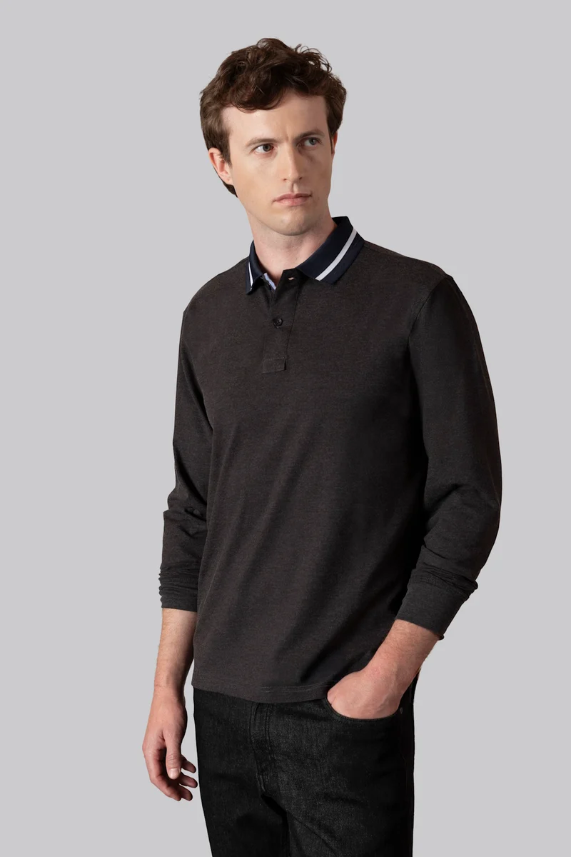 Polo in jersey BiStretch con dettaglio a contrasto su collo