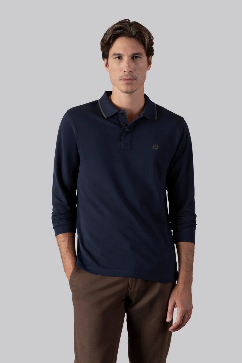 Polo in piquet con riga contrasto colore su collo e stampa logo sottocollo