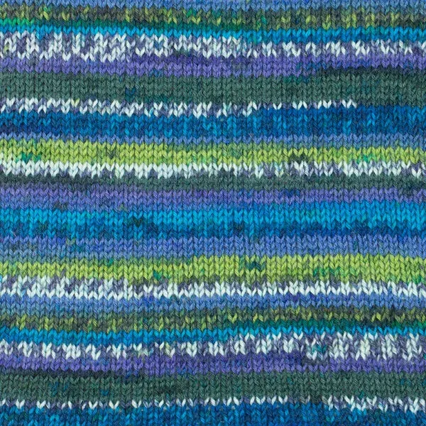 DROPS Fabel Print 677 verde/turchese