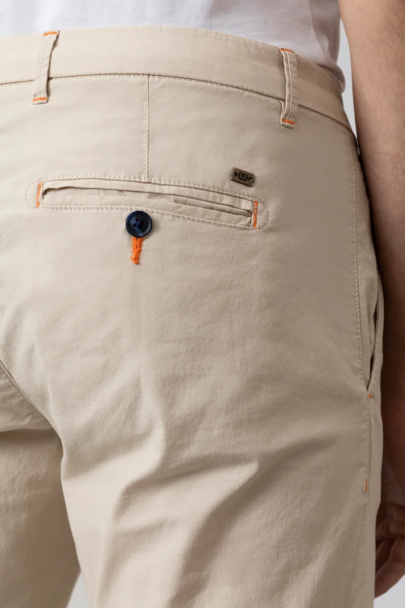 Pantalone Chino in popeline di cotone leggero stretch