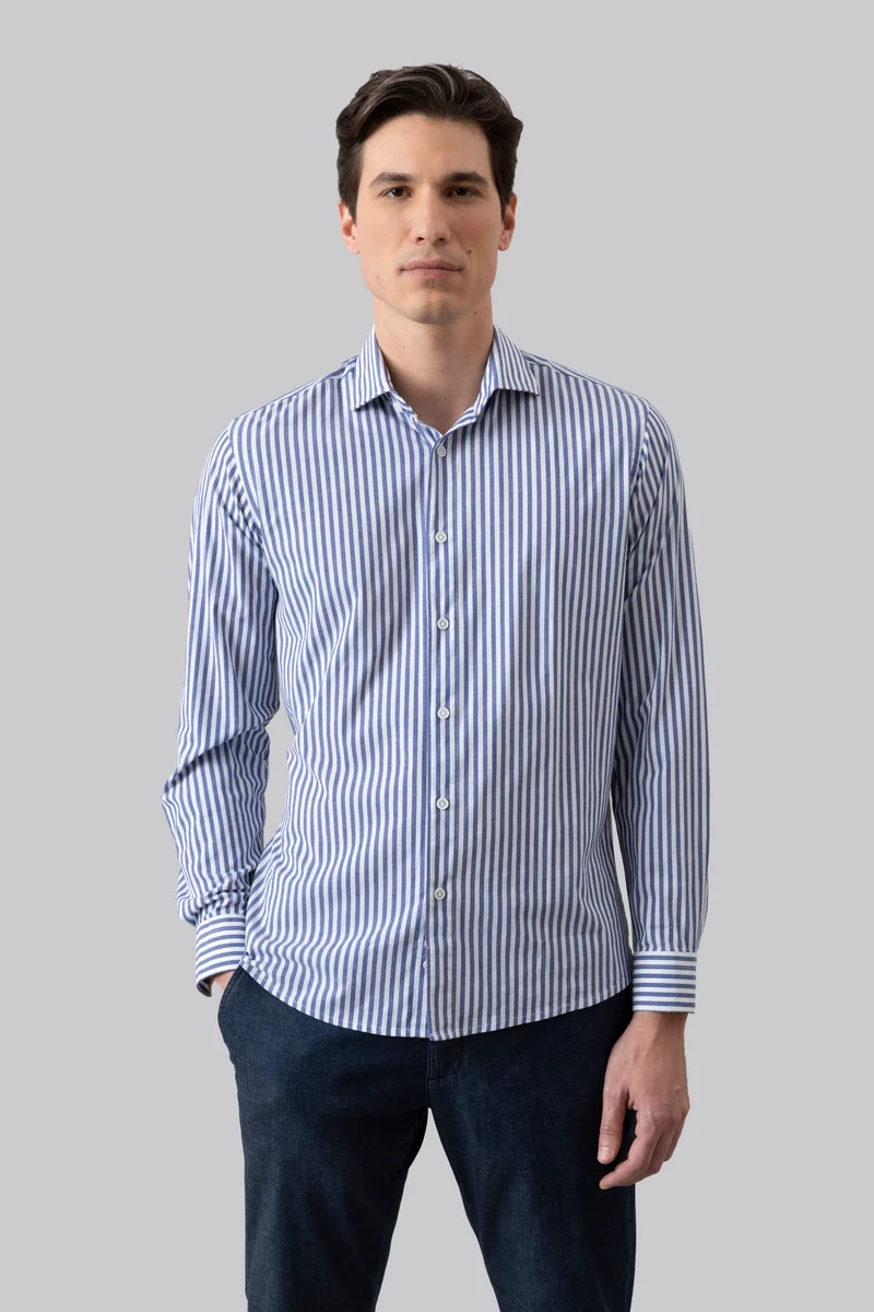 Camicia collo classico in cotone stretch fantasia riga blu e bianco