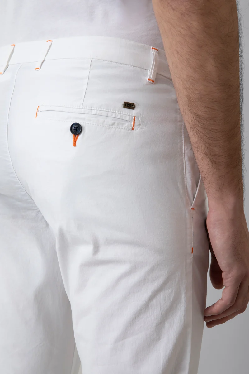 Pantalone Chino in popeline di cotone leggero stretch