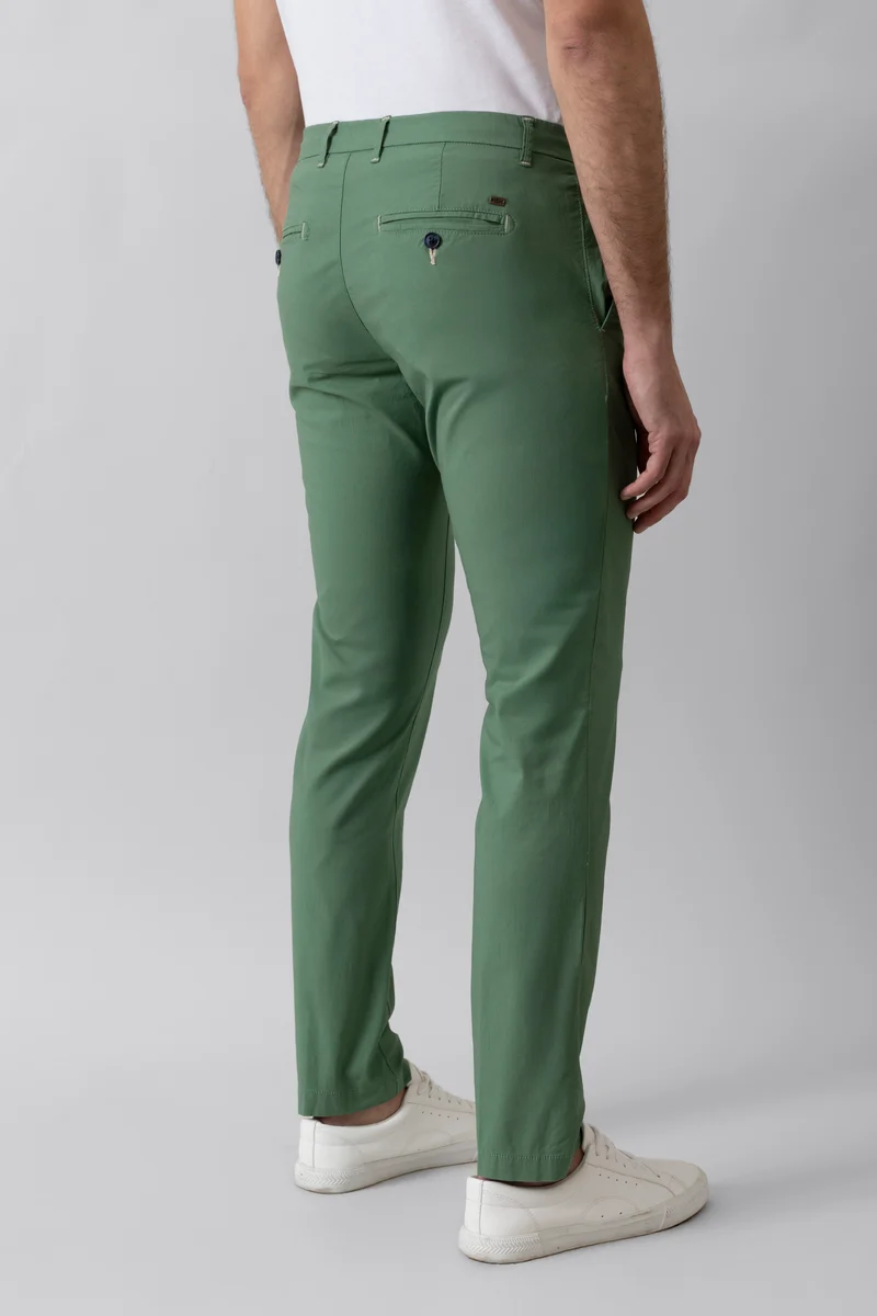 Pantalone Chino in popeline di cotone leggero stretch