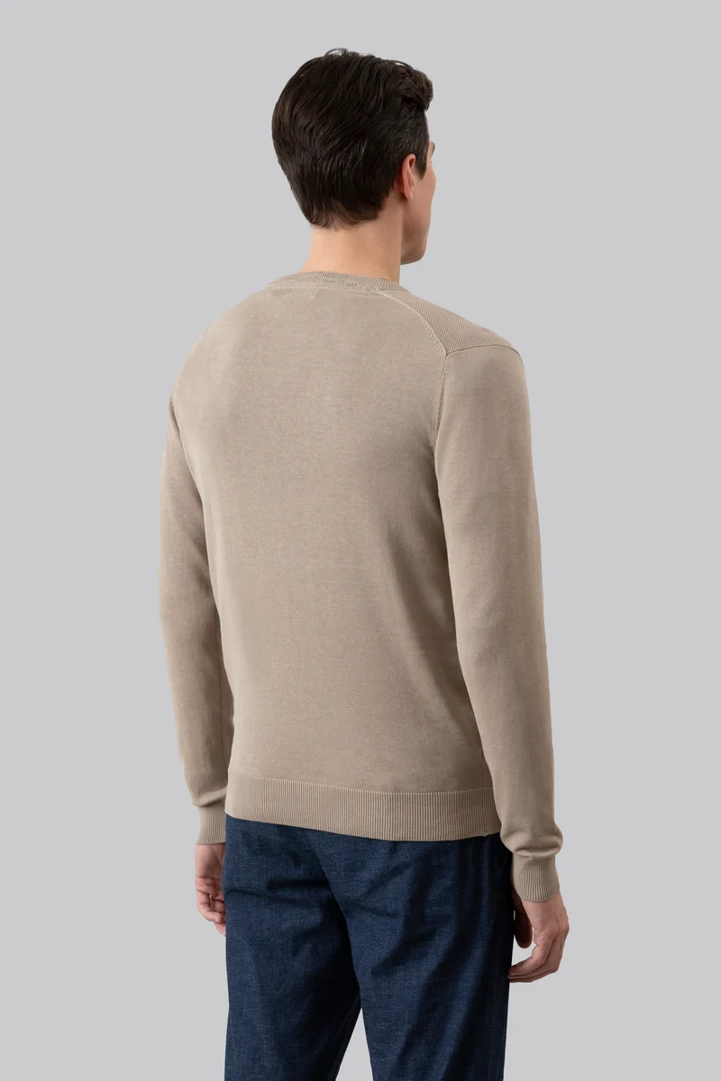 Maglia girocollo con punto jacquard sul davanti e contrasti colorati