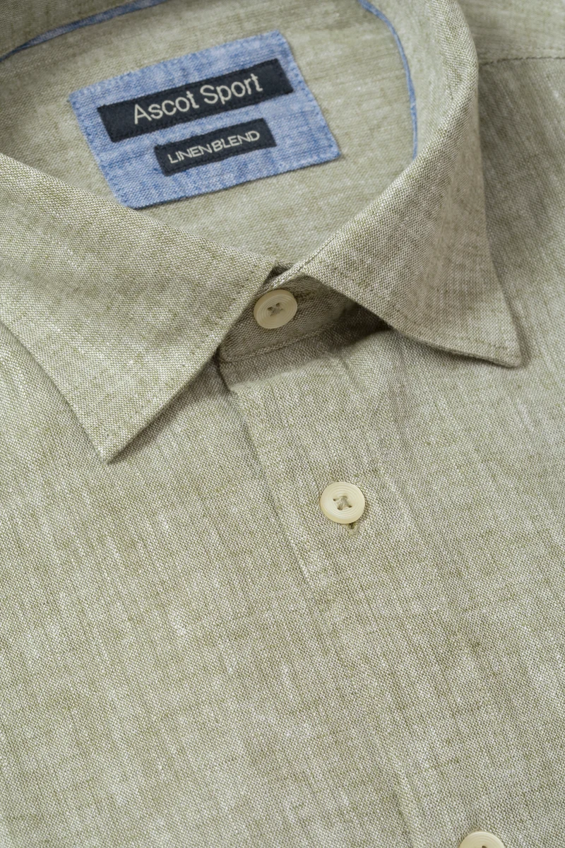 Camicia collo classico in tinto filo misto lino cotone