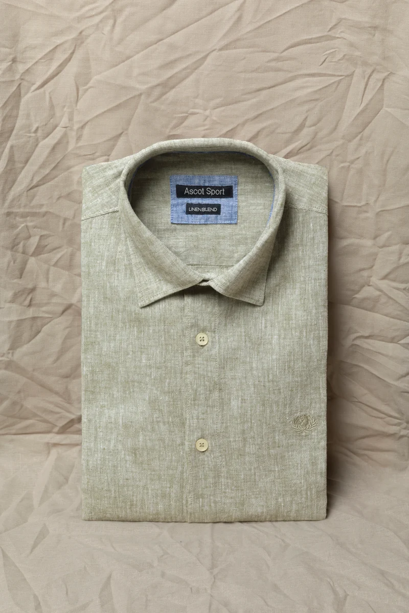 Camicia collo classico in tinto filo misto lino cotone