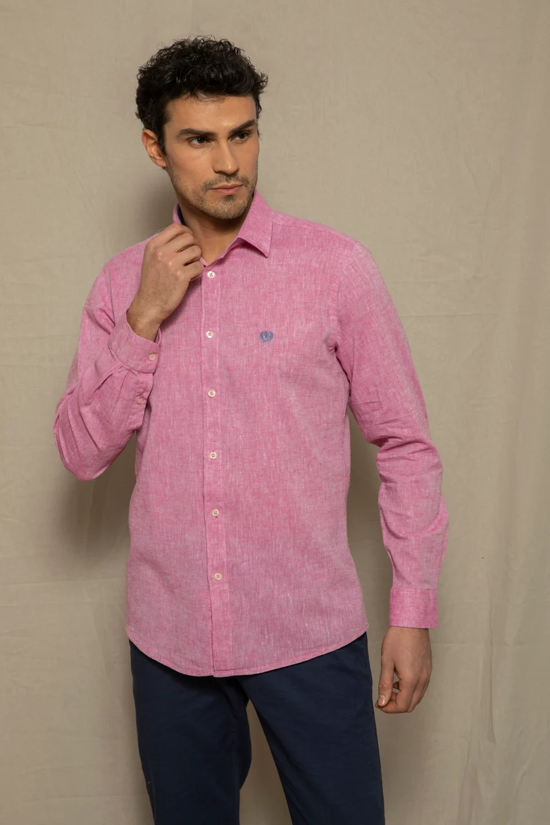 Camicia collo classico in tinto filo misto lino cotone