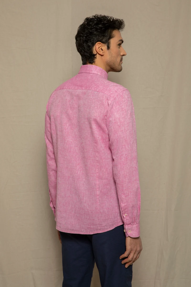 Camicia collo classico in tinto filo misto lino cotone