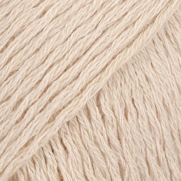 DROPS Belle Uni Colour 03 beige chiaro