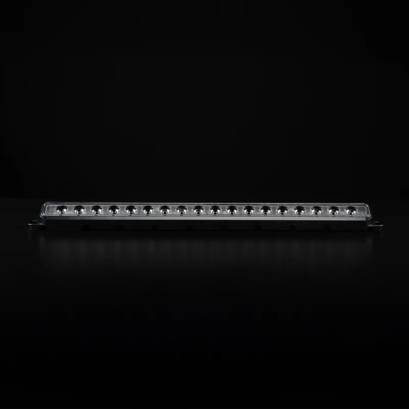 Luce di scena Strands Nuuk E-Line / 20"