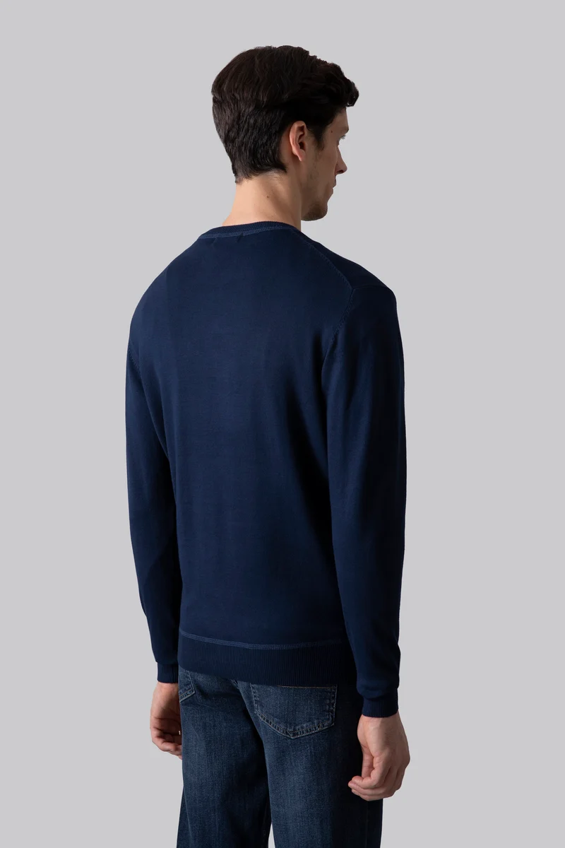 Maglia girocollo con motivo fasce in punto 3D