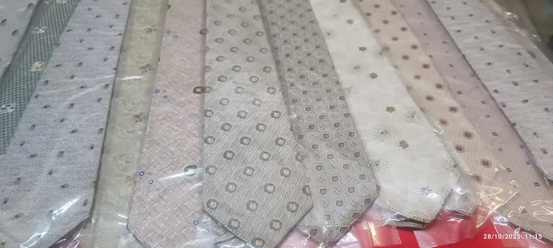 Dodici cravatte vintage Super Raso Gran Moda Confezioni Arce. 500g.