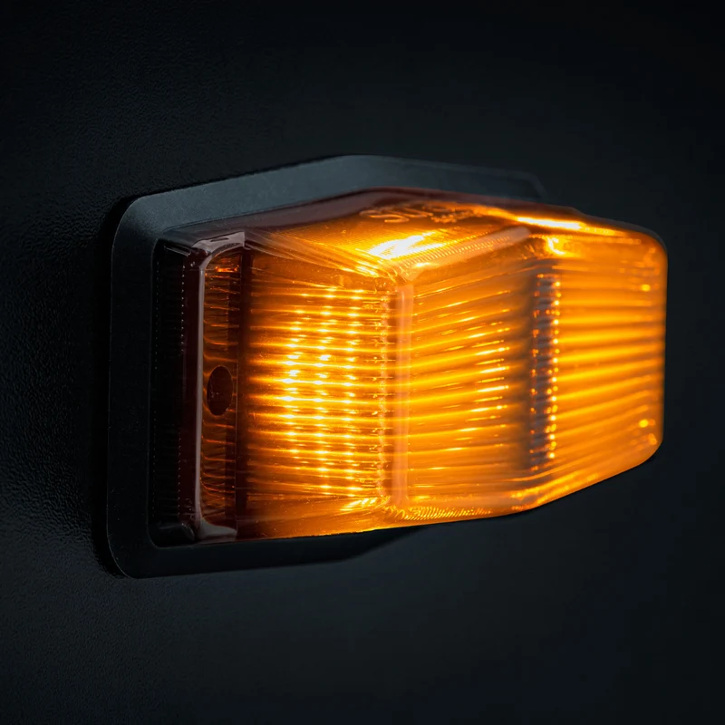 Strands Black Bullet Doppio bruciatore con luce stroboscopica / lente scura