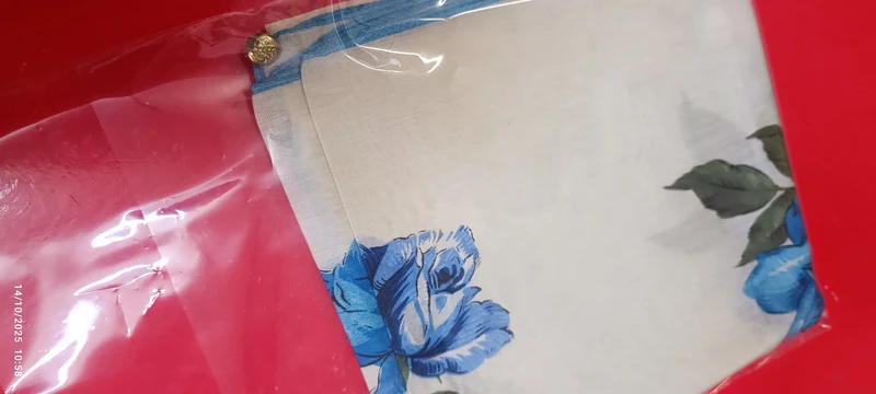 Foulard vintage di seta pura. 100 g.