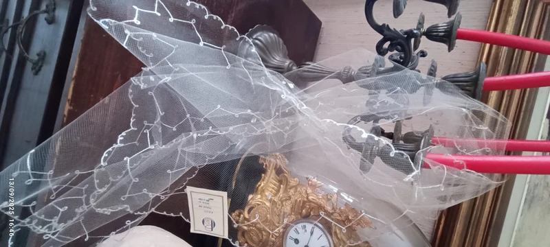 Vintage. Stola di Velo Tulle, anni cinquanta, colore ghiaccio. 60 g. €7,00. Disponibili 2.