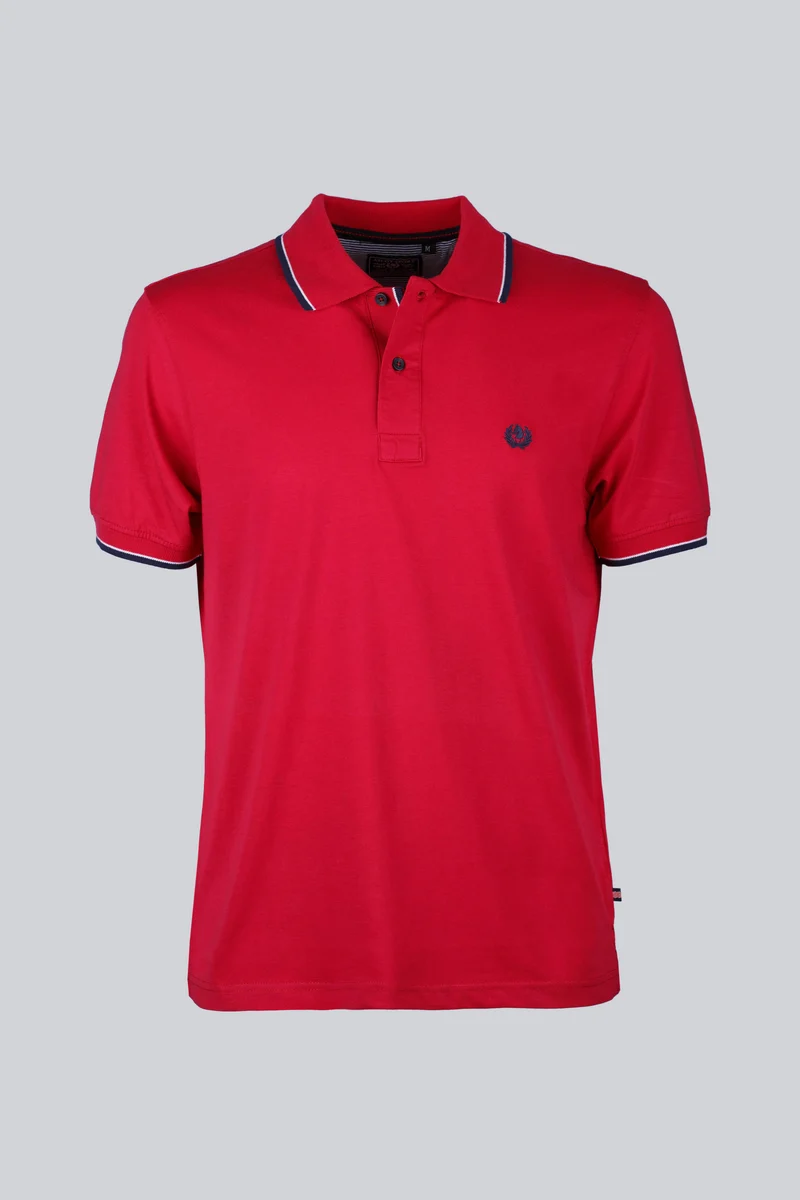 Polo rossa con dettagli a contrasto