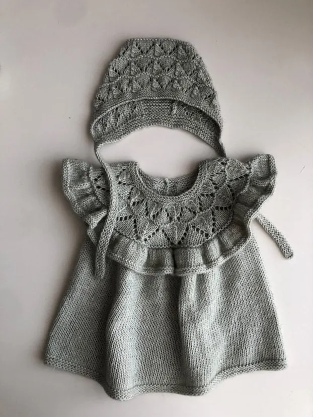 KIT per maglia (FILATO + PDF) "Abito Amaryllis"