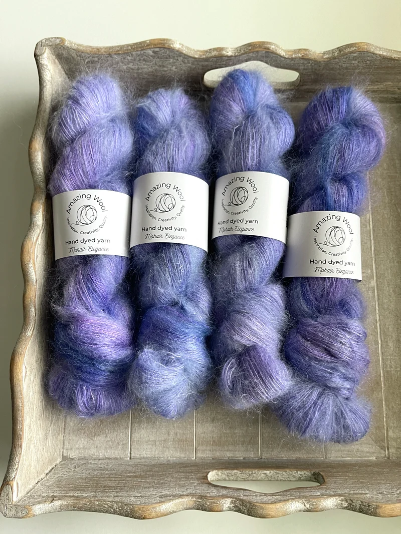 Mohair Elegance: Glicine