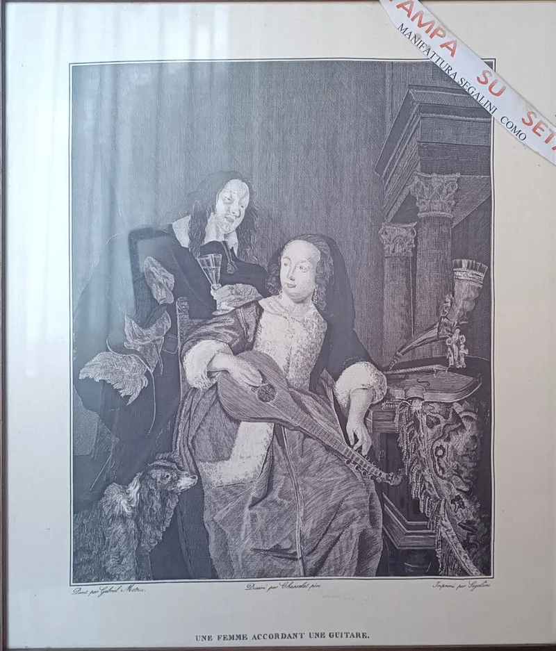 Stampa su seta Manifattura Segalini, incorniciata anni sessanta. Misure cm 40 x cm 35. Cornice in legno con vetro. 800g.