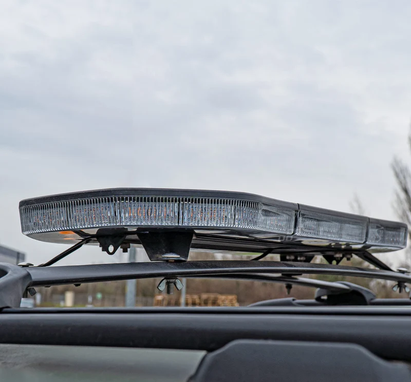 Barra luminosa per tetto con lampeggiante di emergenza a LED / 46 pollici / 1170 mm