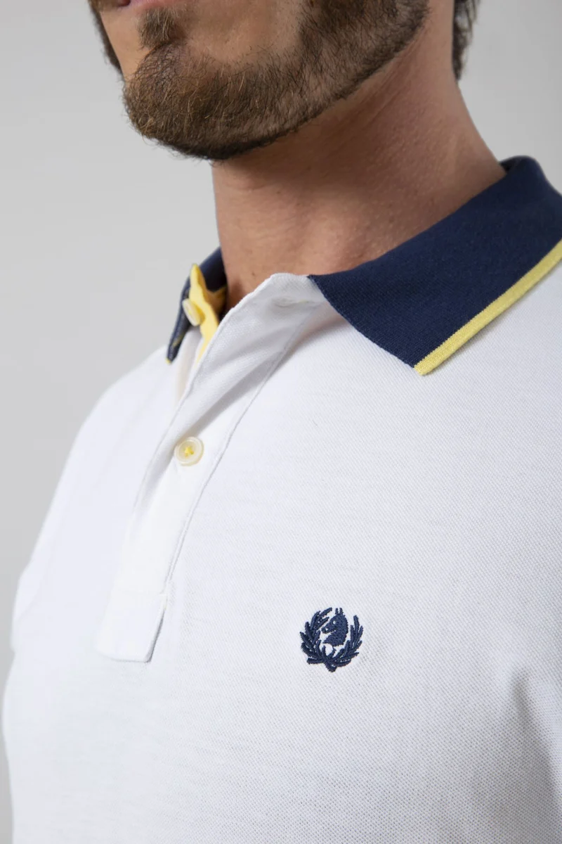 Polo in piquet con sottocollo rigato