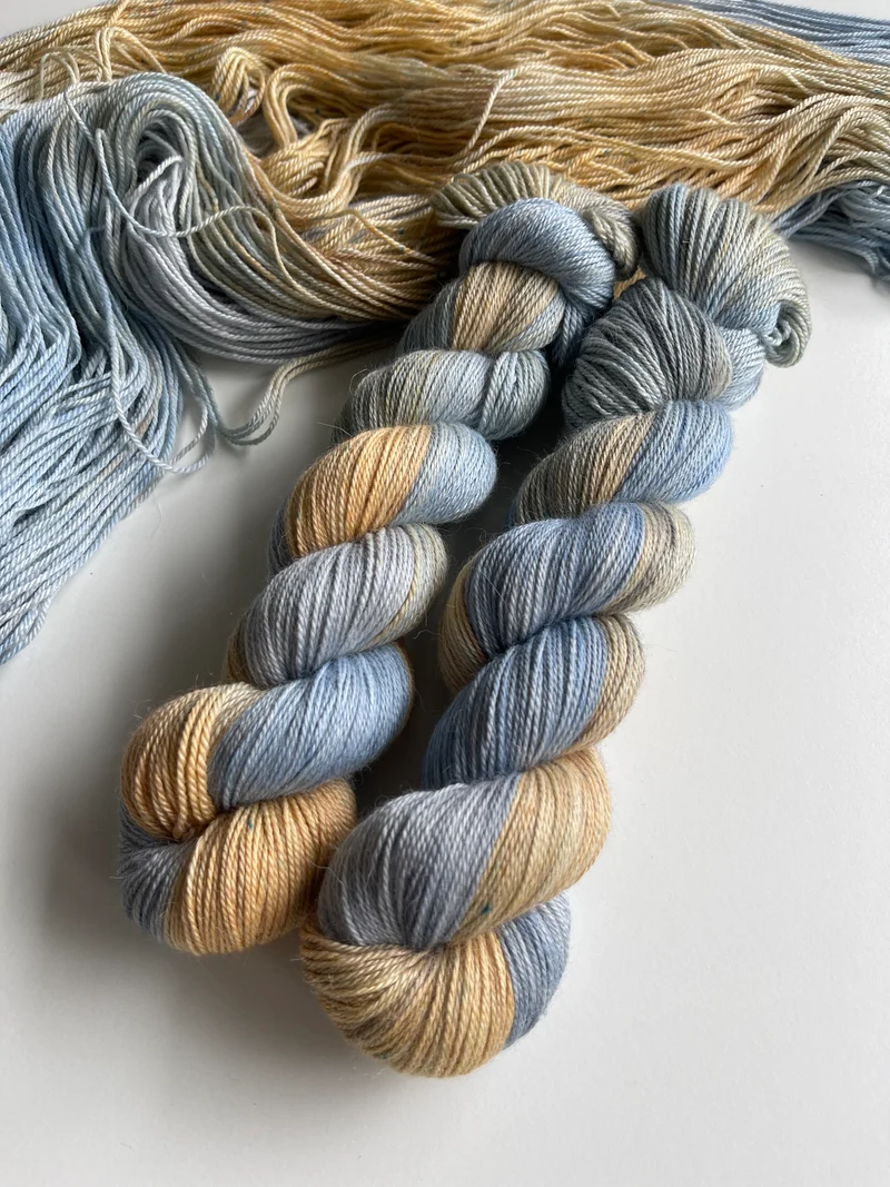 Seta di alpaca: Paglia su blu