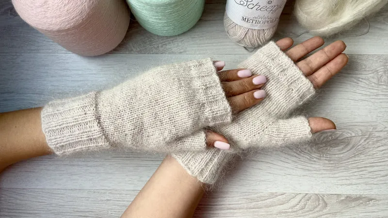 MODELLO DI LAVORO A MAGLIA Guanti: Gentle Embrace