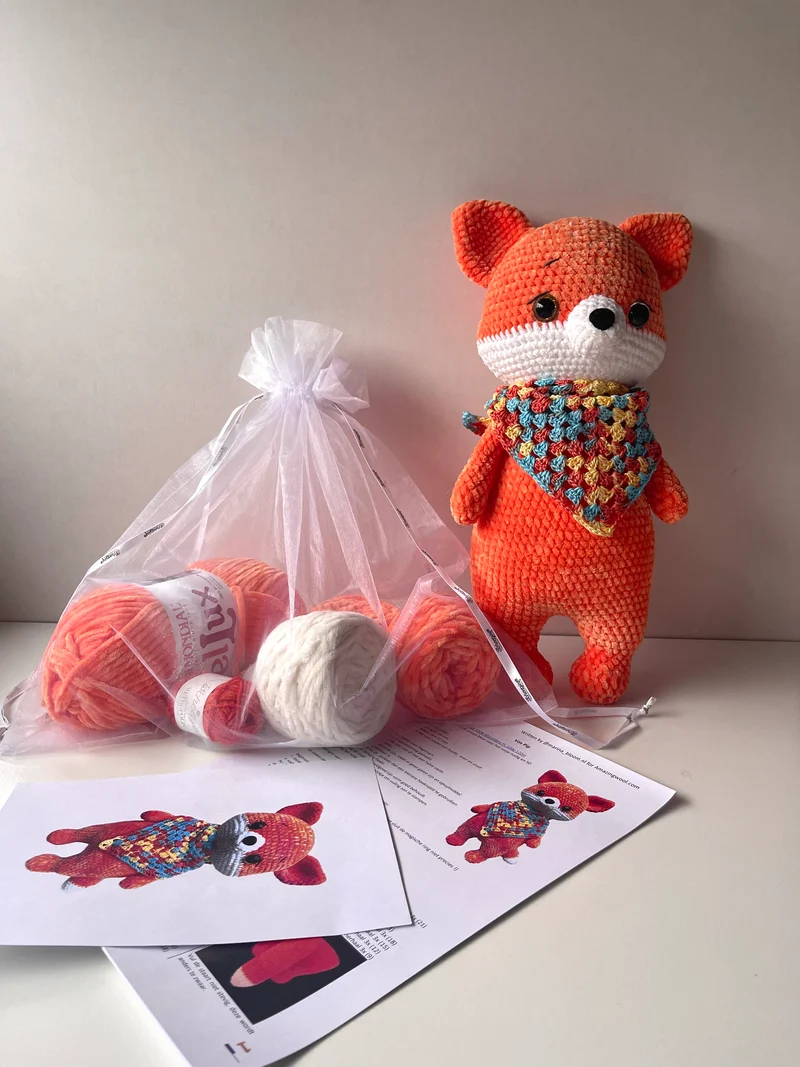 KIT all'uncinetto (FILATO + PDF) "Pip the Fox"
